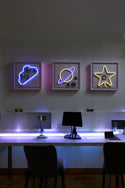 Neon Işıklı Duvar Dekoru
