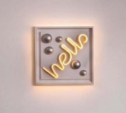 Hello Neon Işıklı Duvar Aksesuarı