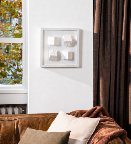 Monowall White Duvar Aksesuarı – Çerçeveli Küp Kompozisyonu /  Sculptural Wall Decor