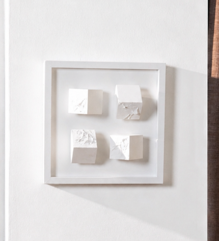 Monowall White Duvar Aksesuarı – Çerçeveli Küp Kompozisyonu /  Sculptural Wall Decor