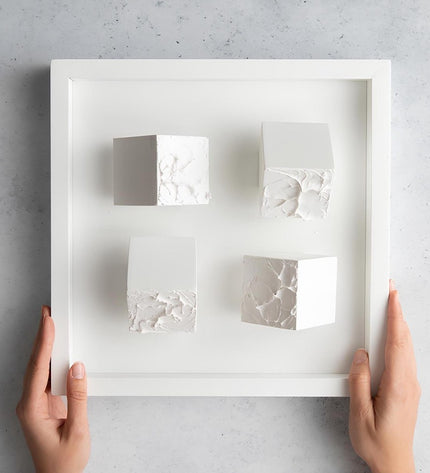 Monowall White Duvar Aksesuarı – Çerçeveli Küp Kompozisyonu /  Sculptural Wall Decor