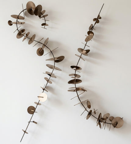 Timeless Duvar Dekoru – Metal Sanatsal Duvar Aksesuarı (100x70 cm)