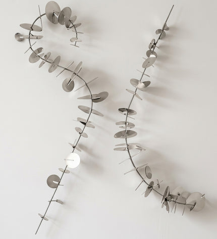 Timeless Duvar Dekoru – Metal Sanatsal Duvar Aksesuarı (100x70 cm)