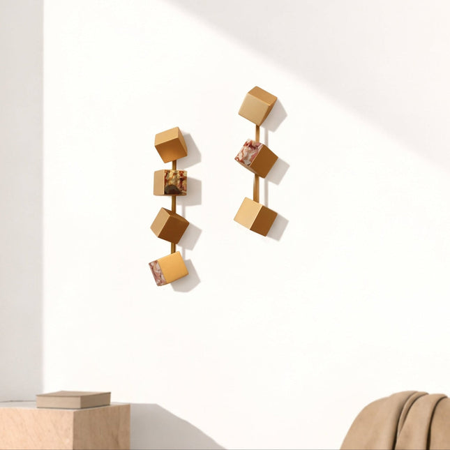 Wallicon Line Gold 2’li Set Duvar Aksesuarı – Ahşap Küp & Metal Kompozisyon