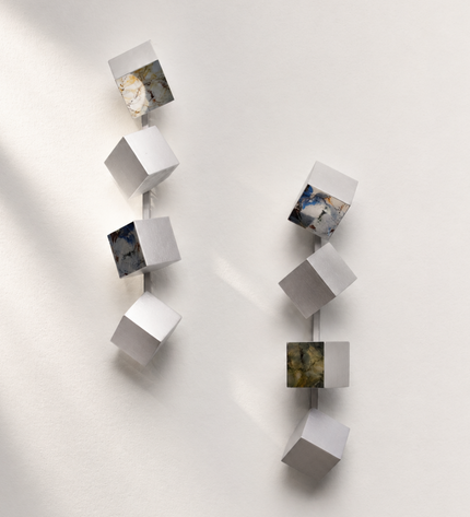 Wallicon Line Silver 2’li Set Duvar Aksesuarı – Ahşap Küp & Metal Kompozisyon